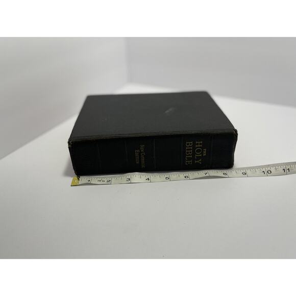 The Holy Bible New Catholic Edition Hardcover Catholic Book Publishing 1957 - Picture 7 of 16
